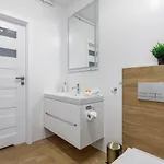 Apartment With Parking 500 M From The Sea By Renters Międzywodzie