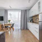 Apartment With Parking 500 M From The Sea By Renters