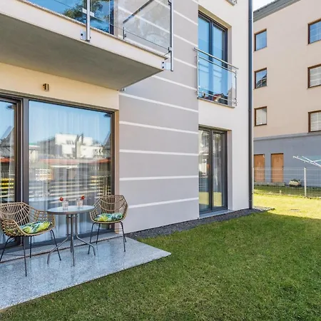 With Parking 500 M From The Sea By Renters Apartment Miedzywodzie